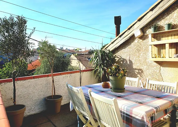 Le Grenier, Climatisation Terrasse Wi-Fi Netflix 15 Mn Coeur De Ville
