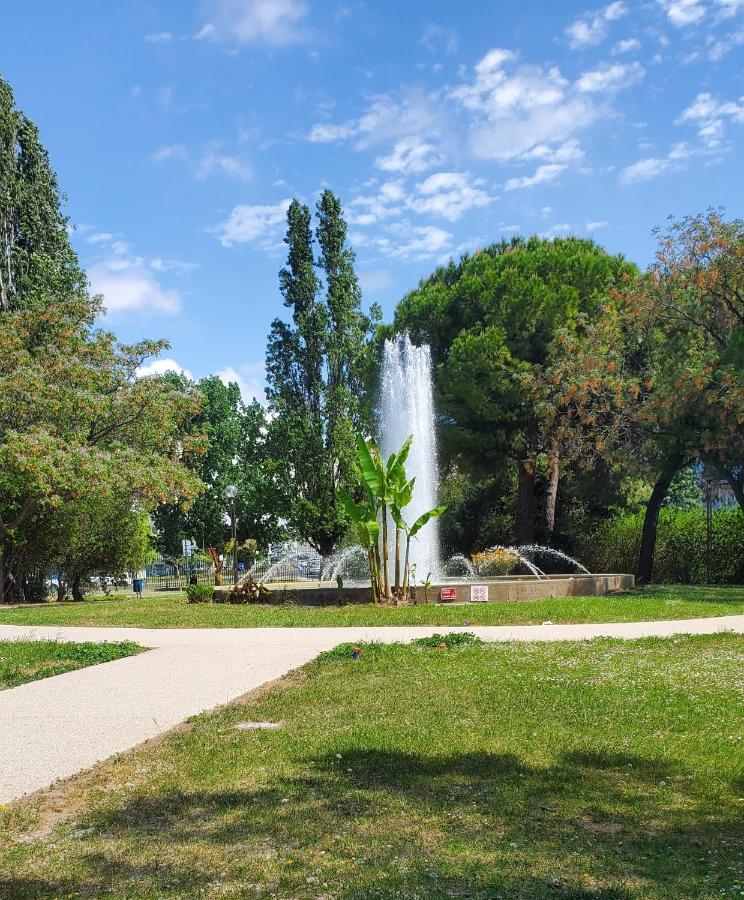 Le Grenier, Climatisation Terrasse Wi-fi Netflix 15 Mn Coeur De
